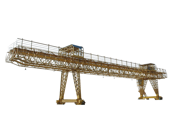 路橋門式起重機