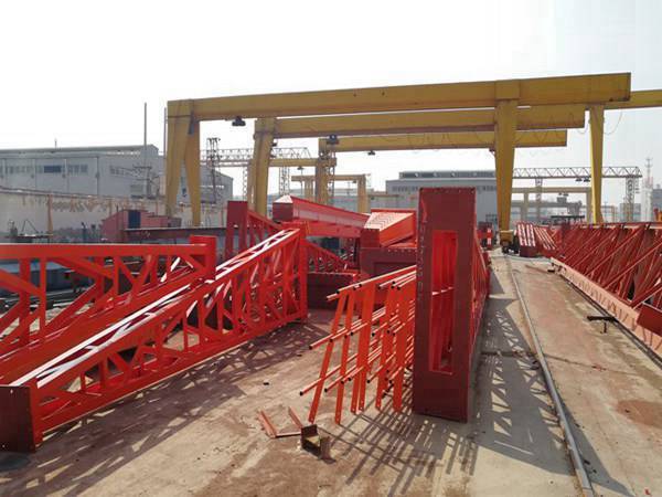 河南新鄉(xiāng)200T龍門吊廠家 出租港口起重機(jī)