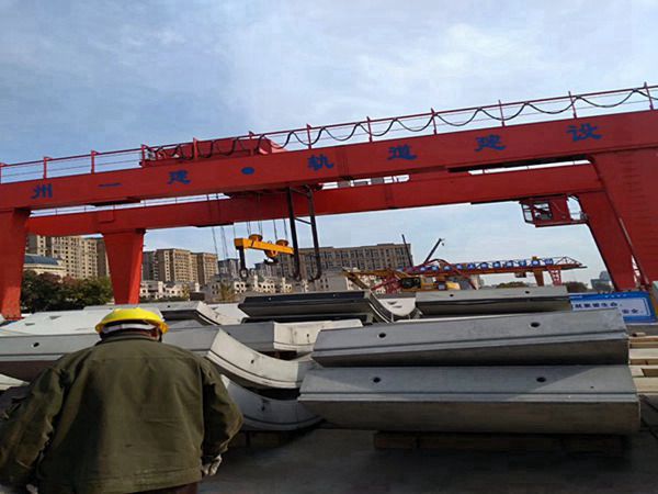 青海海北龍門吊廠家 100t雙梁起重機出租銷售