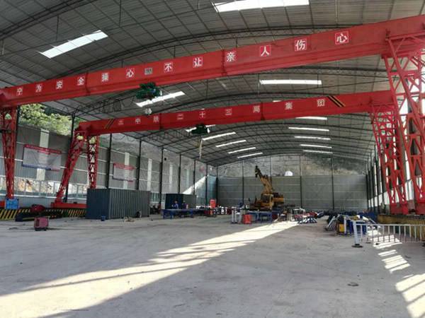 廣東東莞龍門吊廠家140t葫蘆門式起重機(jī)價(jià)格