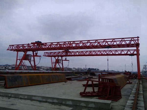 云南昆明龍門吊廠家140噸QD起重機出租價格