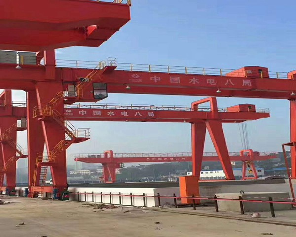 浙江嘉興門式起重機廠家【LH型電動葫蘆雙梁起重