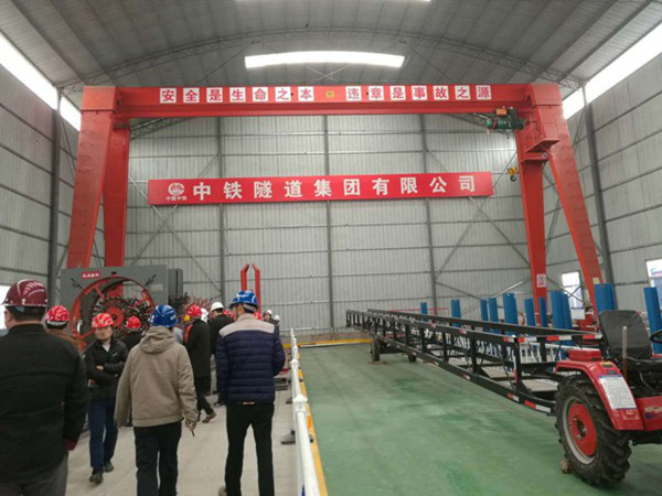 河北張家口龍門(mén)吊廠家面對(duì)問(wèn)題積極解決