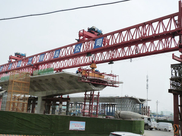 廣東陽江架橋機廠家發展思路高瞻遠矚
