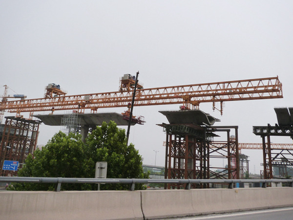 貴州遵義架橋機(jī)廠家從原因下手解決問(wèn)題