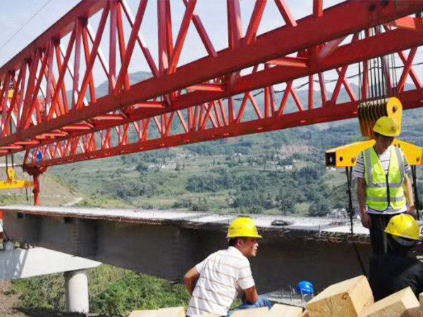 云南曲靖架橋機公司設計結構圖解