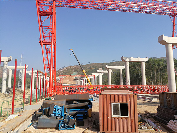 湖北宜昌雙梁門式起重機(jī)廠家