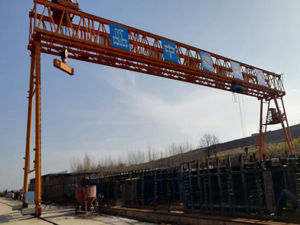 湖南岳陽龍門吊廠家從實際情況出發(fā)