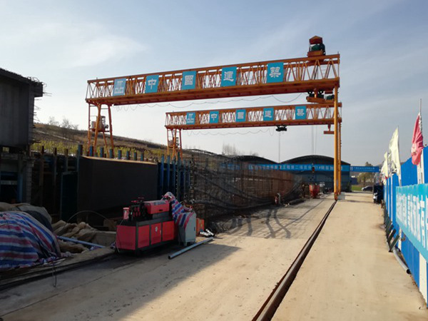 湖南益陽(yáng)龍門吊廠家運(yùn)行機(jī)構(gòu)