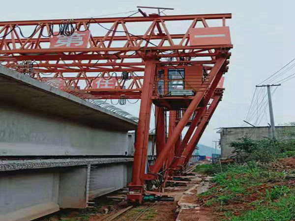 云南玉溪龍門吊租賃廠家?guī)л喪?>
                        </div>
                        <div   id=