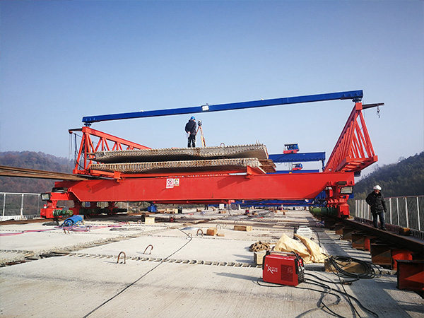 陜西西安180噸架橋機租賃廠家架梁能手