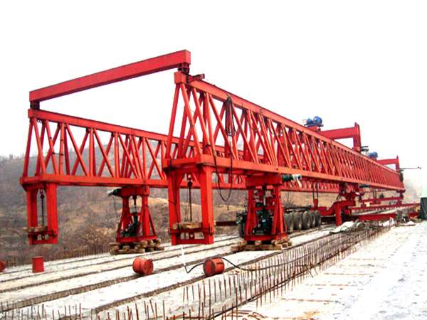 安徽合肥架橋機(jī)租賃廠(chǎng)家結(jié)構(gòu)精良