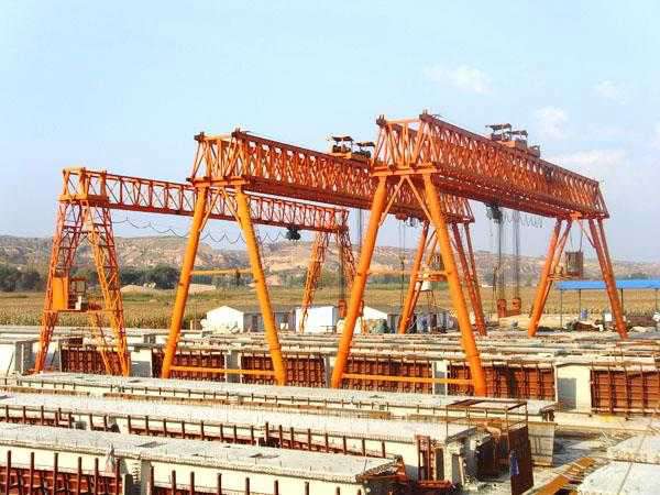 湖北咸寧龍門吊租賃 10噸雙梁橋式起重機出租