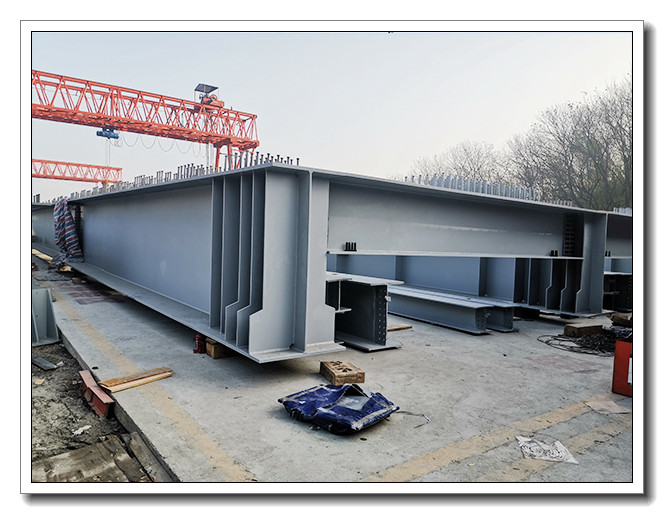 江西吉安架橋機(jī)廠家100噸架橋機(jī)安全架梁